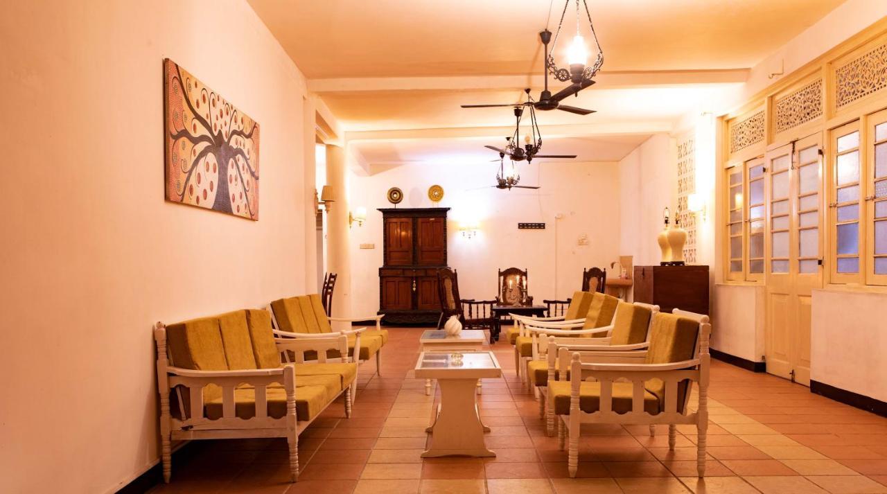 Beverly Villa Dehiwala-Mount Lavinia Bagian luar foto
