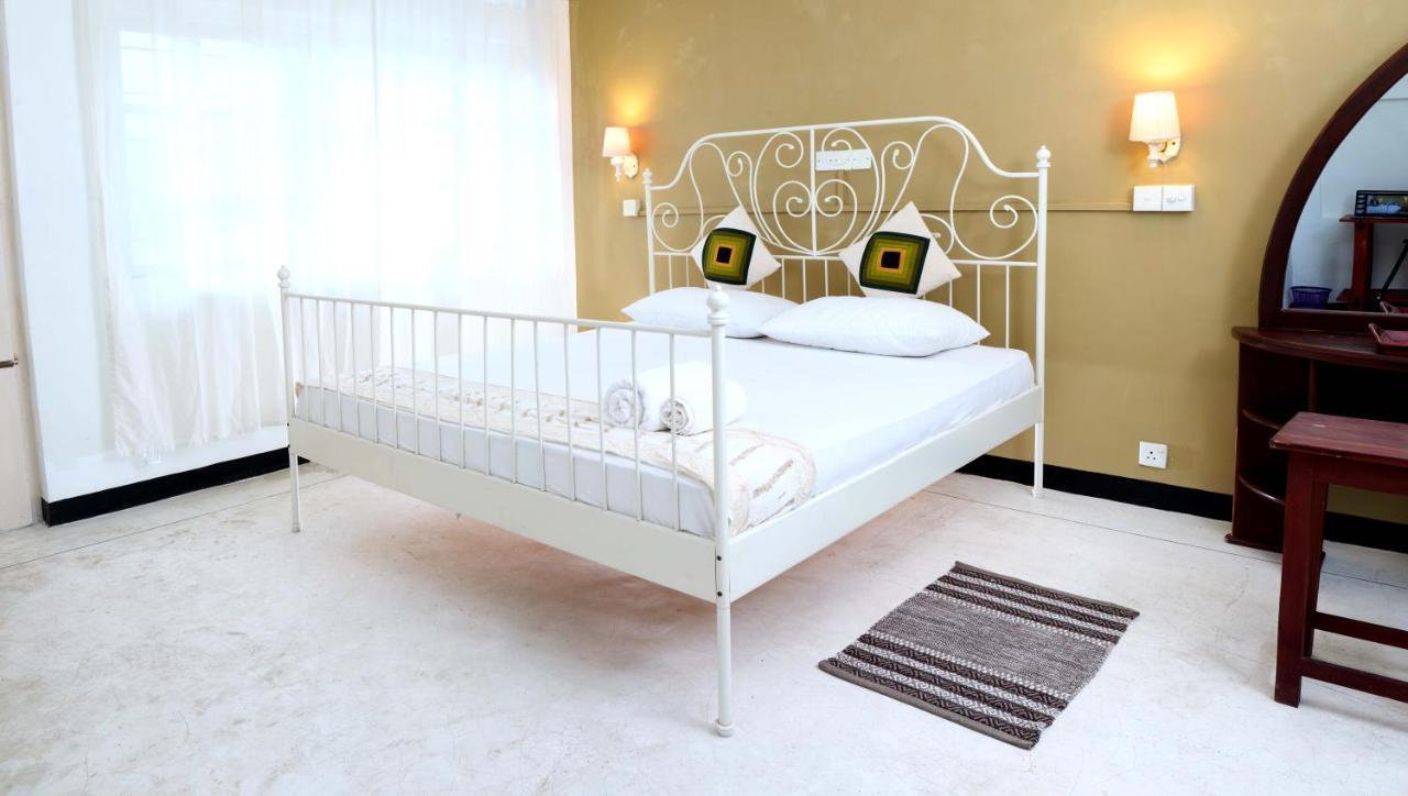 Beverly Villa Dehiwala-Mount Lavinia Bagian luar foto
