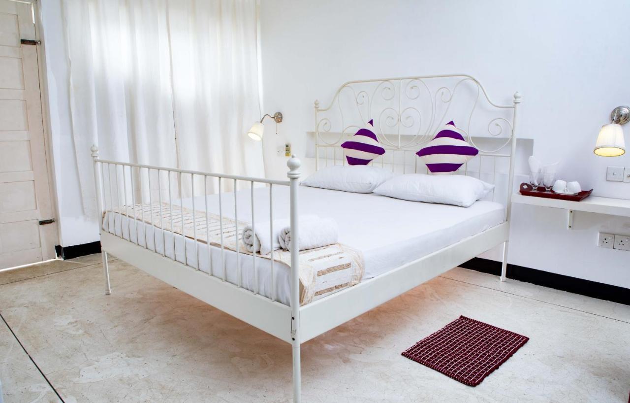 Beverly Villa Dehiwala-Mount Lavinia Bagian luar foto