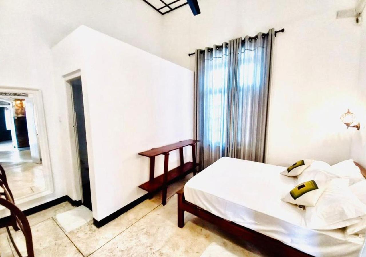 Beverly Villa Dehiwala-Mount Lavinia Bagian luar foto