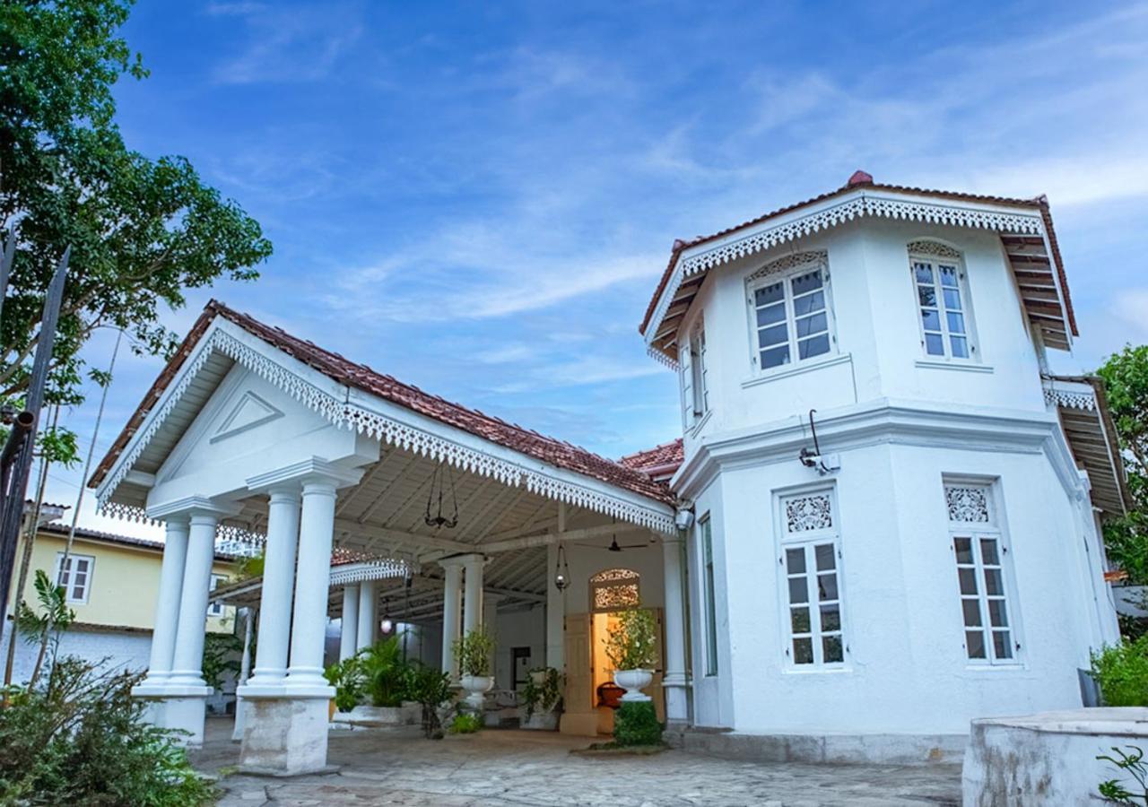 Beverly Villa Dehiwala-Mount Lavinia Bagian luar foto